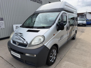 2005 Vauxhall Vivaro Camper Van 2 Berth Pro Conversion - 1 Owner 16yrs in Silver — image 5