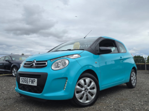 2017 Citroen C1 1.0 Vti Feel Hatchback 3dr Petrol Manual Euro 6 (68 Ps) in Blue — image 2