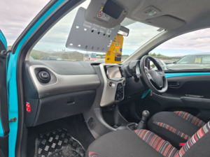 2017 Citroen C1 1.0 Vti Feel Hatchback 3dr Petrol Manual Euro 6 (68 Ps) in Blue — image 6