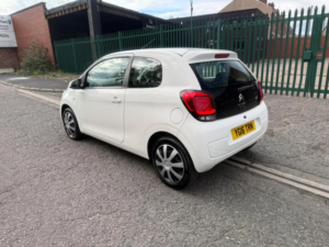 2016 Citroen C1 1.0 Vti Feel Euro 6 3dr in White — image 4
