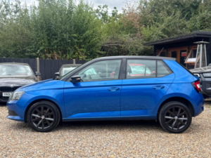 2017 Skoda Fabia 1.2 Tsi Colour Edition Euro 6 (s/s) 5dr in Blue — image 5