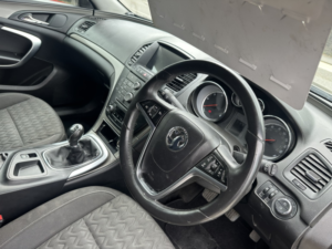 2013 Vauxhall Insignia 2.0 Cdti Ecoflex Exclusiv in Black — image 2