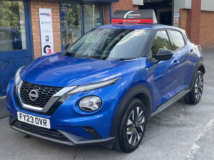 2023 Nissan Juke 1.0 Dig-T Acenta in Blue — image 3