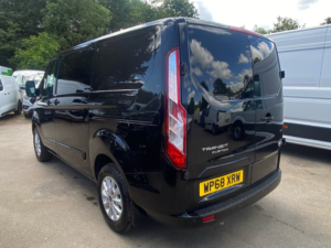 2018 Ford Transit Custom Custom 280 Ecoblue Limited in Black — image 4