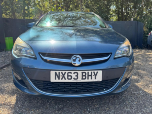 2013 Vauxhall Astra 1.6 16v Sri Sports Tourer Euro 5 5dr in Blue — image 2