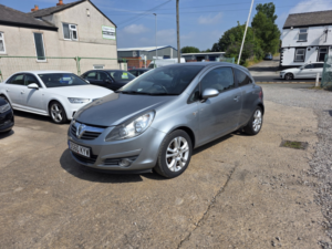 2010 Vauxhall Corsa 1.2 I 16v Sxi in Silver — image 3