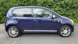 2016 Volkswagen Up! 1.0 Club Up! 75bhp in Blue — image 6
