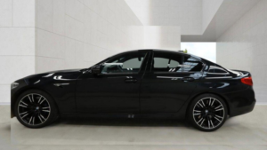 2019 BMW M5 4.4 V8 Steptronic Xdrive Euro 6 (s/s) 4dr in Black — image 3