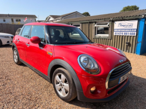 2017 MINI Hatch