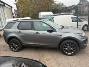 2019 Land Rover Discovery Sport 2.0 Td4 Landmark SUV 5dr Diesel Auto 4WD Euro 6 (s/s) (180 Ps) in Grey — image 2