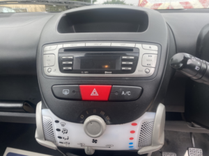 2012 Toyota Aygo 1.0 Vvt-I Ice in Silver — image 6