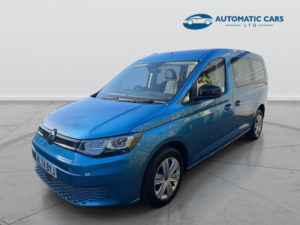 2024 Volkswagen Caddy Maxi C20 Tdi Automatic in Blue — image 3