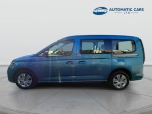 2024 Volkswagen Caddy Maxi C20 Tdi Automatic in Blue — image 5