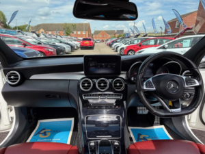 2016 Mercedes-Benz C Class 2.1 C250d Amg Line (premium Plus) 7g-Tronic+ Euro 6 (s/s) 4dr in White — image 2