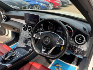 2016 Mercedes-Benz C Class 2.1 C250d Amg Line (premium Plus) 7g-Tronic+ Euro 6 (s/s) 4dr in White — image 3