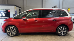 2017 Citroen Grand C4 Picasso 1.6 Bluehdi Flair Diesel Red 7 Seater 5dr Low Tax+panroof+satnav in Red — image 2