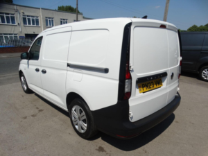 2023 Volkswagen Caddy Maxi 2.0 Tdi C20 Commerce Lwb Euro 6 (s/s) 6dr in White — image 6