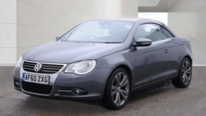2010 Volkswagen Eos 2.0 Tdi Cr Sport Cabriolet Euro 5 2dr in Grey — image 2