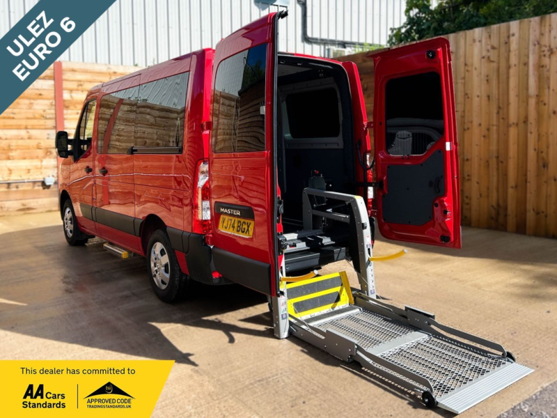 2024 Renault Master 4 SEAT Wheelchair Accessible Disabled Access Vehicle Wav in Red — image 1