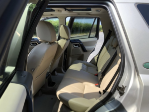 2013 Land Rover Freelander 2 2.2 Td4 Hse Turbo Diesel 6 Speed Manual 4x4 - Full Service History in Gold — image 5