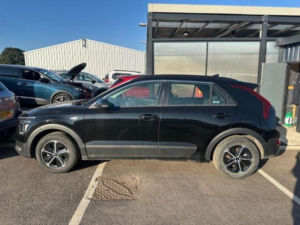 2023 Kia Niro 1.6h Gdi 2 Dct Euro 6 (s/s) 5dr in Black — image 3