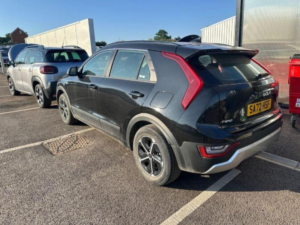 2023 Kia Niro 1.6h Gdi 2 Dct Euro 6 (s/s) 5dr in Black — image 5