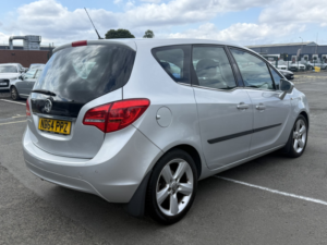 2014 Vauxhall Meriva 1.4 I Tech Line in Silver — image 3