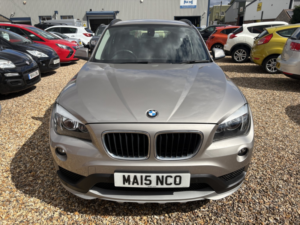 2015 BMW X1 2.0 X1 Xdrive18d Se in Silver — image 3