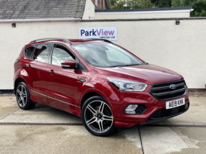 2019 Ford Kuga 2.0 Tdci Ecoblue St-Line AWD in Red — image 3