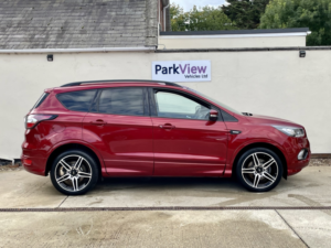 2019 Ford Kuga 2.0 Tdci Ecoblue St-Line AWD in Red — image 4