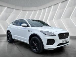 2018 Jaguar E-Pace 2.0 P200 R-Dynamic S Auto AWD Euro 6 (s/s) 5dr in White — image 3
