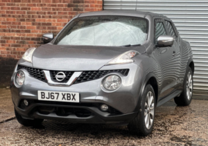 2017 Nissan Juke 1.6 Tekna Xtron Euro 6 5dr in Grey — image 5