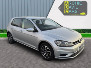 2019 Volkswagen Golf 1.6 Tdi Match in Silver — image 3