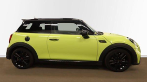 2022 MINI Hatch 2.0 Cooper S Sport Steptronic Euro 6 (s/s) 3dr in Yellow — image 3