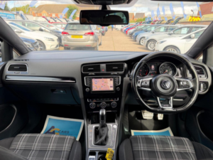 2016 Volkswagen Golf 2.0 Tdi Bluemotion Tech Gtd DSG Euro 6 (s/s) 5dr in Grey — image 2