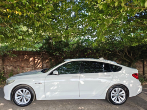 2011 BMW 5 Series Gran Turismo 3.0 535i Se Gt Steptronic Euro 5 5dr in White — image 4