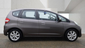 2011 Honda Jazz 1.4 I-Vtec Es CVT Euro 5 5dr in Brown — image 5
