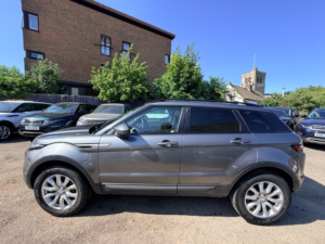 2016 Land Rover Range Rover Evoque Ed4 Se in Grey — image 3
