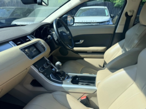 2016 Land Rover Range Rover Evoque Ed4 Se in Grey — image 5