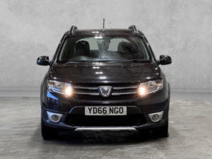 2016 Dacia Sandero Stepway 1.5 Dci Laureate Euro 6 (s/s) 5dr in Black — image 3