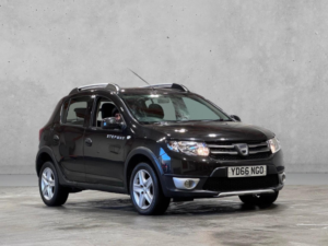2016 Dacia Sandero Stepway 1.5 Dci Laureate Euro 6 (s/s) 5dr in Black — image 4