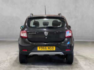 2016 Dacia Sandero Stepway 1.5 Dci Laureate Euro 6 (s/s) 5dr in Black — image 5