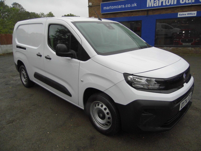 2024 Vauxhall Combo 1.5 Turbo D 2300 Prime Xl Panel Van Lwb Euro 6 (s/s) 6dr in White — image 1