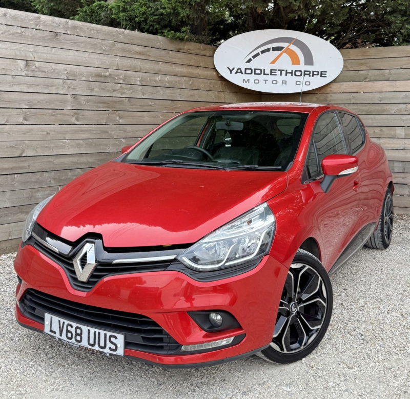 2018 Renault Clio 0.9 Iconic Tce 90 My18 in Red — image 1