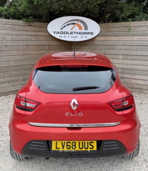 2018 Renault Clio 0.9 Iconic Tce 90 My18 in Red — image 4