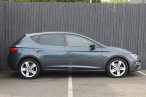 2019 SEAT Leon 1.5 Tsi Evo Fr in Grey — image 6