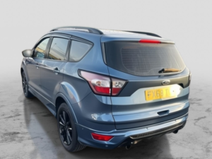 2018 Ford Kuga 1.5 Tdci St-Line SUV 5dr Diesel Manual Euro 6 (s/s) (120 Ps) in Blue — image 5