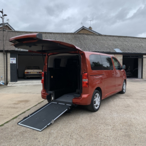 2020 Citroen Spacetourer 2.0 Bluehdi Feel M in Orange — image 6