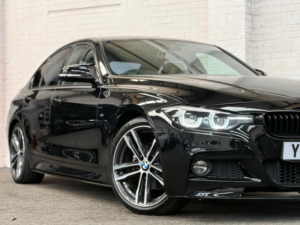 2018 BMW 3 Series 2.0 320i M Sport Shadow Edition Auto Euro 6 (s/s) 4dr in Black — image 5