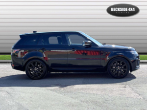 2021 Land Rover Range Rover Sport 3.0 Range Rover Sport Hse Dynamic D Mhev Auto 4WD 5dr in Black — image 2